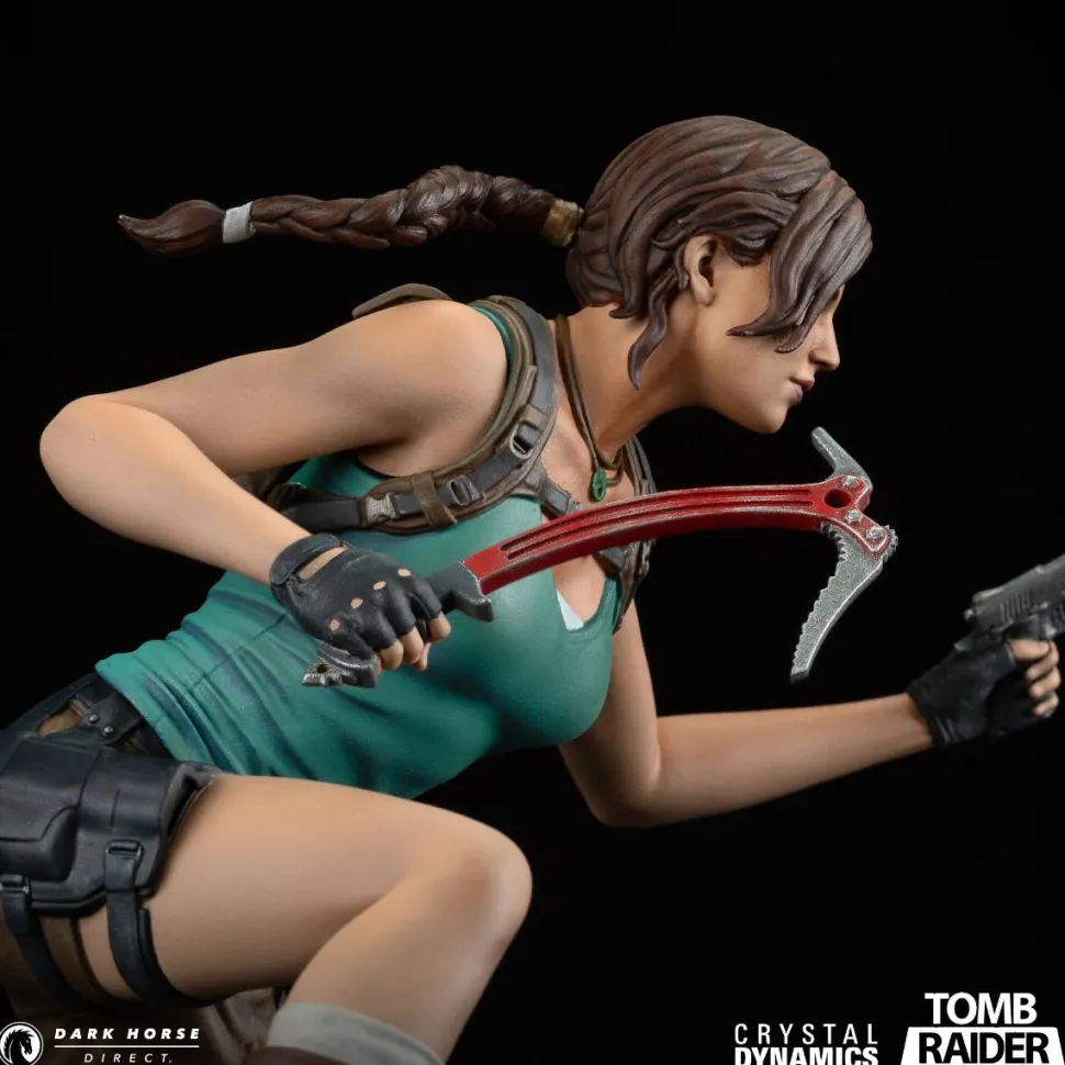 Tomb Raider - Lara Croft 9" PVC Statue