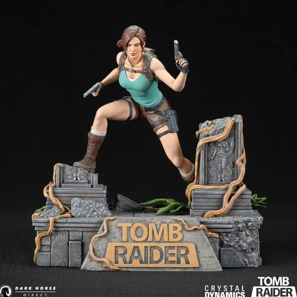 Tomb Raider - Lara Croft 9" PVC Statue