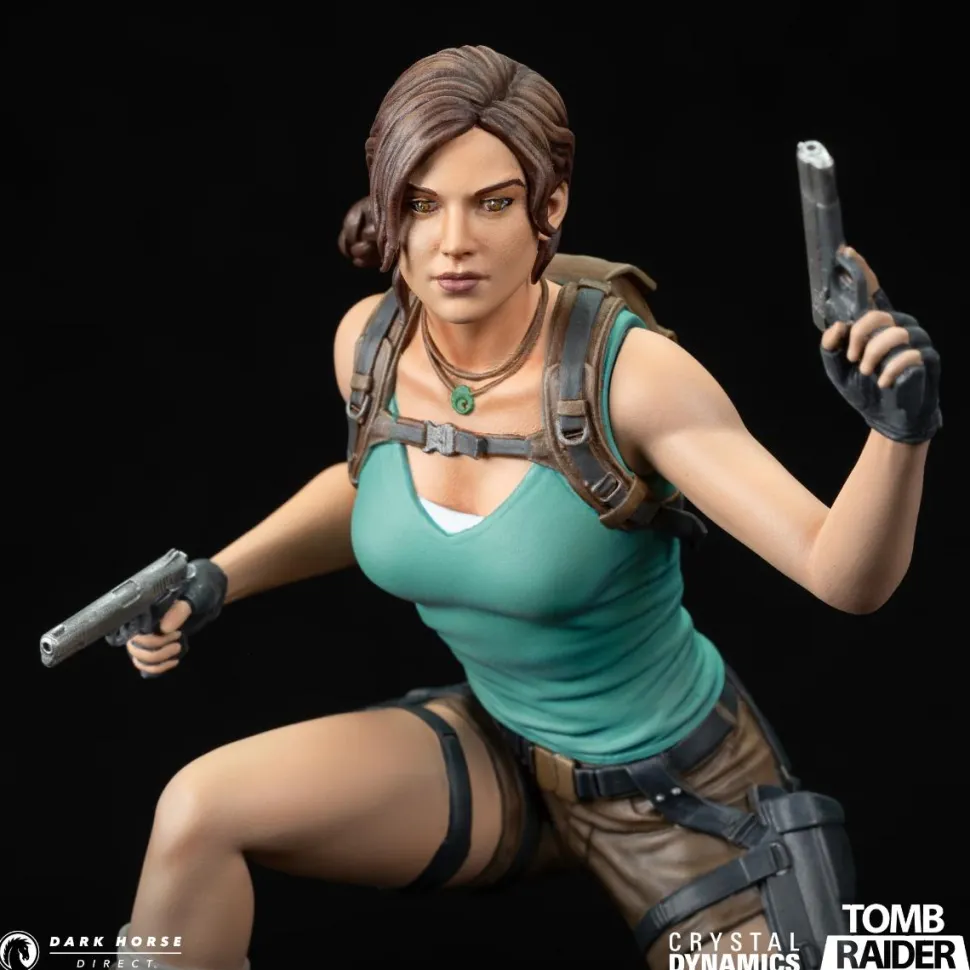 Tomb Raider - Lara Croft 9" PVC Statue