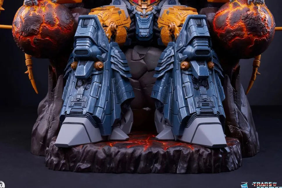 Transformers - Unicron Museum Scale 24" Statue