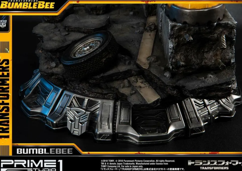 Transformers: Bumblebee (2018) - Bumblebee 27” Statue (Int Sales Only)