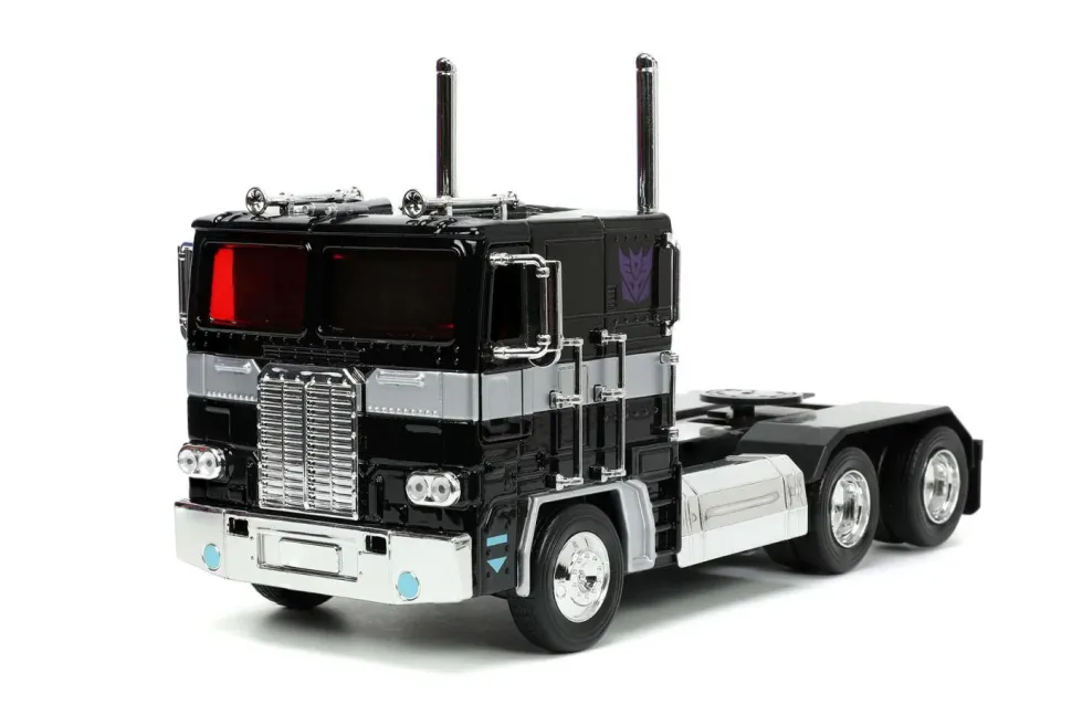 Transformers: Generation 1 - Nemesis Prime Hollywood Rides 1/24th Scale Die-Cast Vehicle Replica