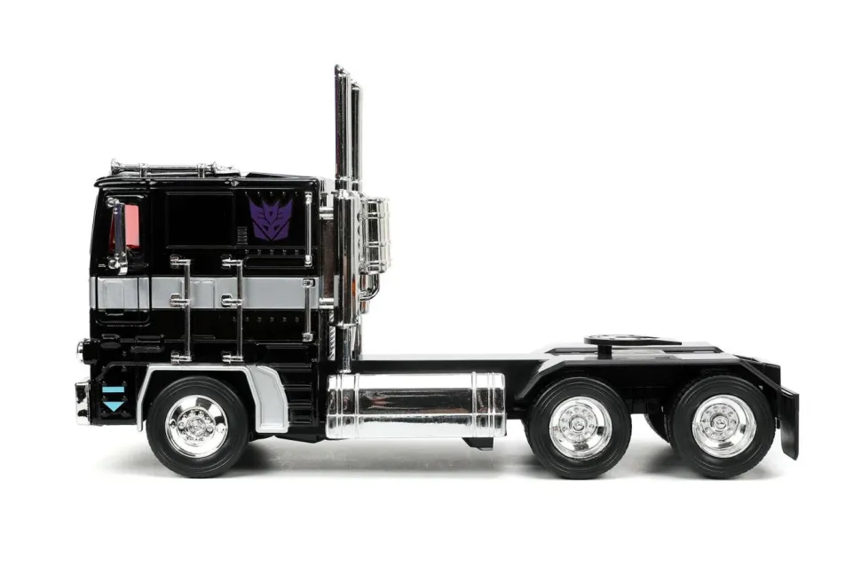 Transformers: Generation 1 - Nemesis Prime Hollywood Rides 1/24th Scale Die-Cast Vehicle Replica