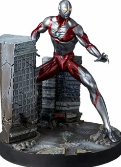 Ultraman (1966) - Ultraman Pre-Painted 11” Model Kit Statue