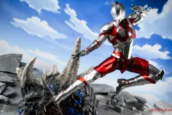 Ultraman - Ultraman vs Black King 1/4 Scale Statue (Int Sales Only)