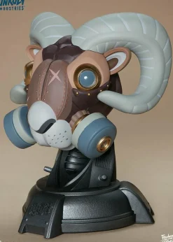 Unruly Industries - Ram & Giraffe Guerrilla Squadron 9” Vinyl Figure Set by Freehand Profit
