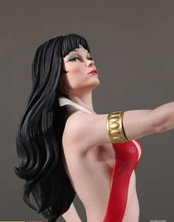 Vampirella - Vampirella 1/6th Scale Statue by Jose Gonzalez