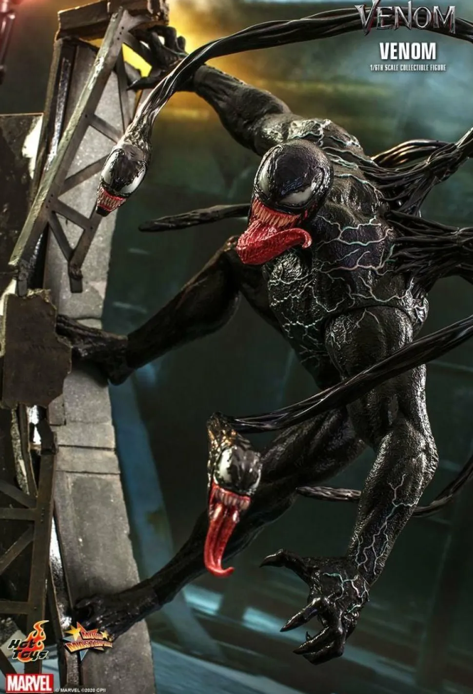 Venom - Venom 1/6th Scale Hot Toys Action Figure