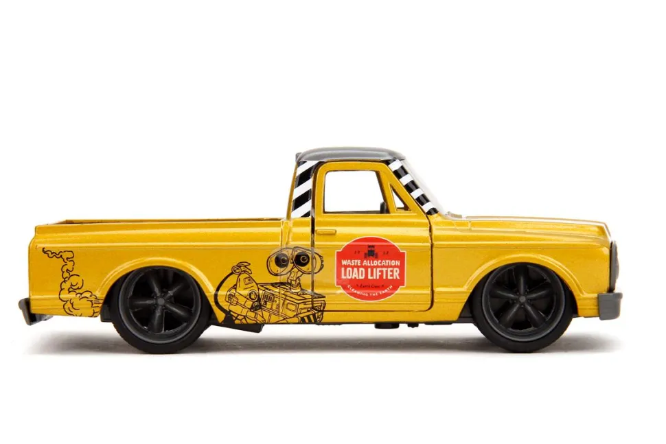 Wall-E - 1972 Chevrolet Cheyenne 1/32 Scale Die-Cast Vehicle Replica