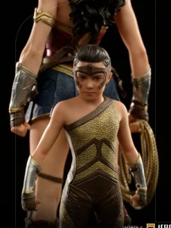 Wonder Woman 1984 - Wonder Woman & Young Diana Deluxe 1/10th Scale Statue