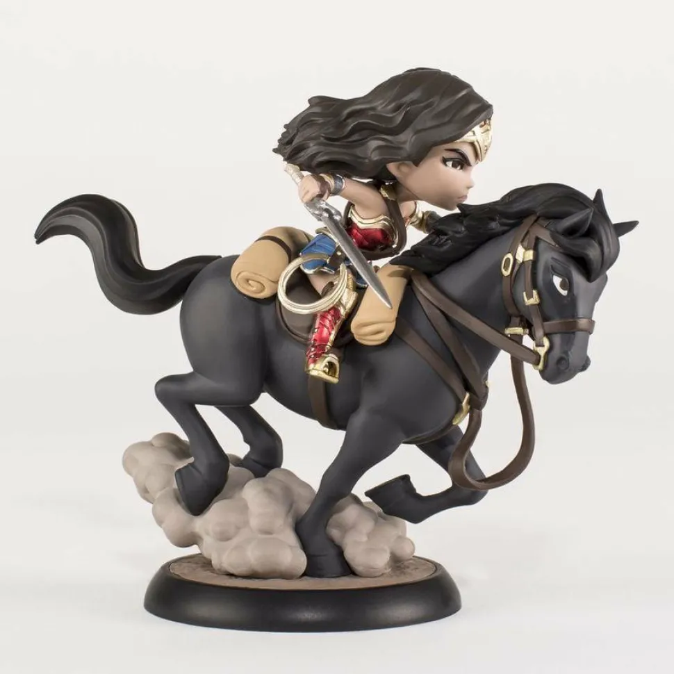 Wonder Woman (2017) - Wonder Woman on Horse Q-Fig MAX 5” Vinyl Figure
