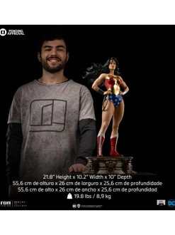 Wonder Woman - Wonder Woman (DC Trinity) Legacy Replica 1/4 Scale Statue