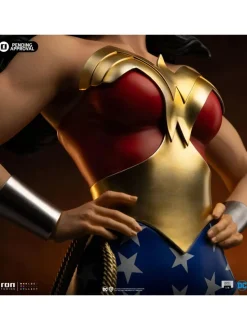 Wonder Woman - Wonder Woman (DC Trinity) Legacy Replica 1/4 Scale Statue