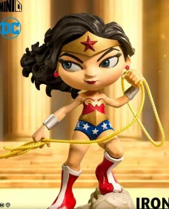 Wonder Woman - Wonder Woman MiniCo 5” Vinyl Figure