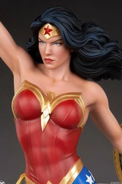 Wonder Woman - Wonder Woman 1/6th Scale Maquette Statue