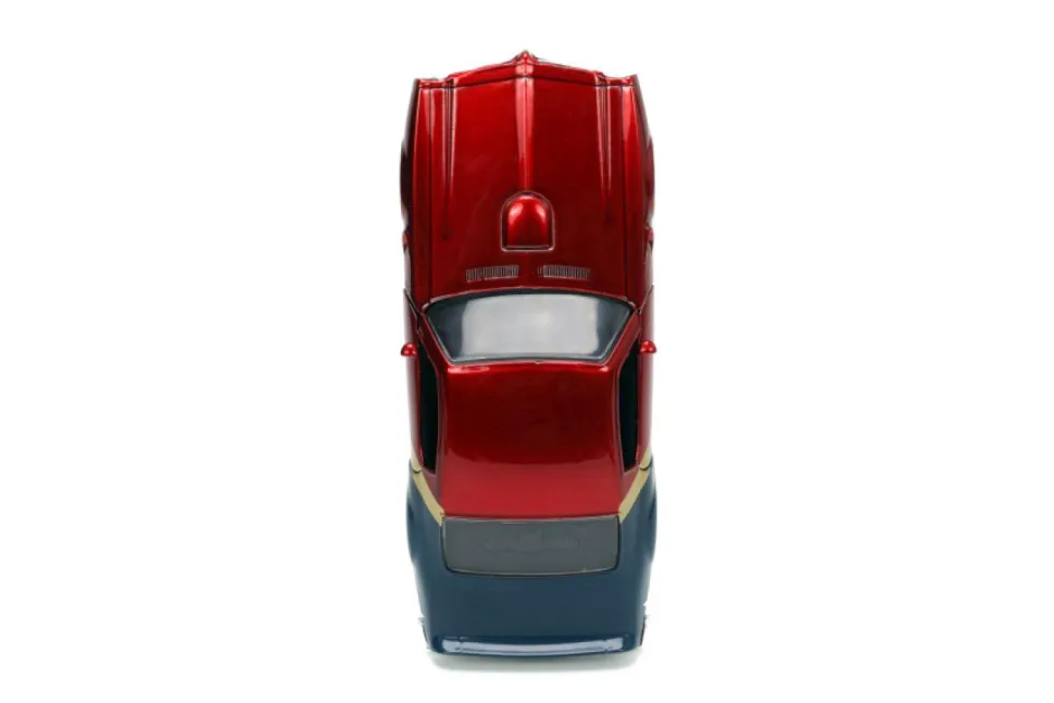 Wonder Woman - Wonder Woman & 1972 Pontiac Firebird Hollywood Rides 1/32 Scale Die-Cast Vehicle Replica