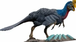 Wonders of the Wild - Oviraptor 12" Statue