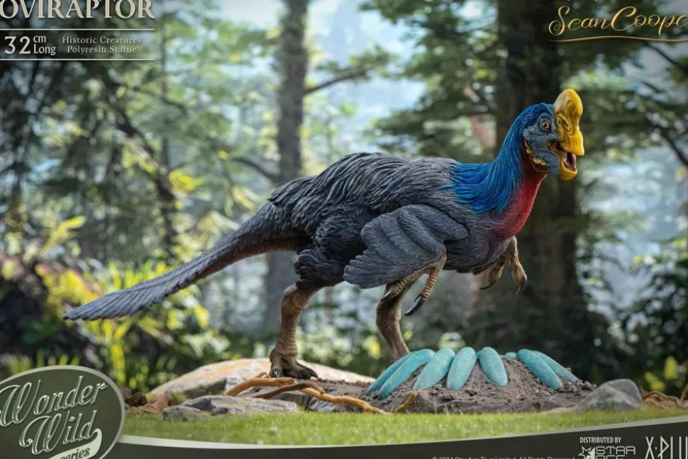 Wonders of the Wild - Oviraptor 12" Statue