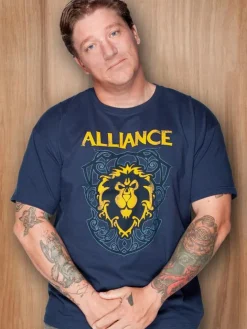 World of Warcraft - Alliance Crest Version 3 Male T-Shirt (2011)