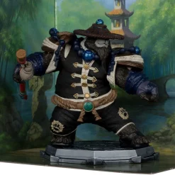 World of Warcraft - Pandaren Monk & Pandaren Rogue 1/12th Scale Posed PVC Figure