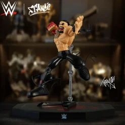 WWE - Roman Reigns Limited Edition 8.5