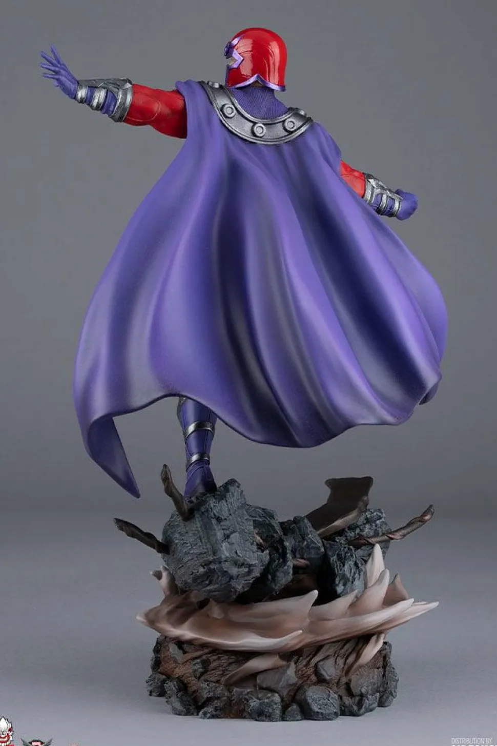 X-Men - Magneto 1/6th Scale Diorama Statue