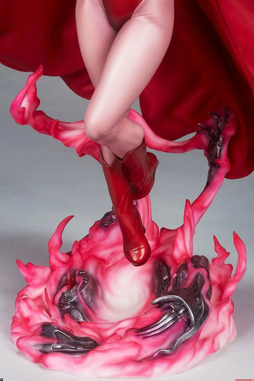 X-Men - Scarlet Witch Premium Format Statue