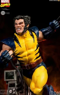 X-Men - Wolverine 1/4 Scale Diorama Statue
