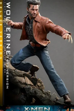 X-Men: Days of Future Past - Wolverine 1973 Version Deluxe 1/6th Scale Hot Toys Action Figure