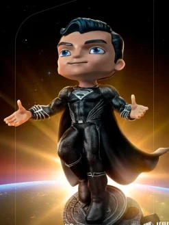 Zack Snyder’s Justice League (2021) - Superman Black Suit MiniCo 7” Vinyl Figure