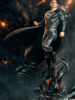 Zack Snyder’s Justice League (2021) - Superman Black Suit 1/4 Scale Legacy Statue